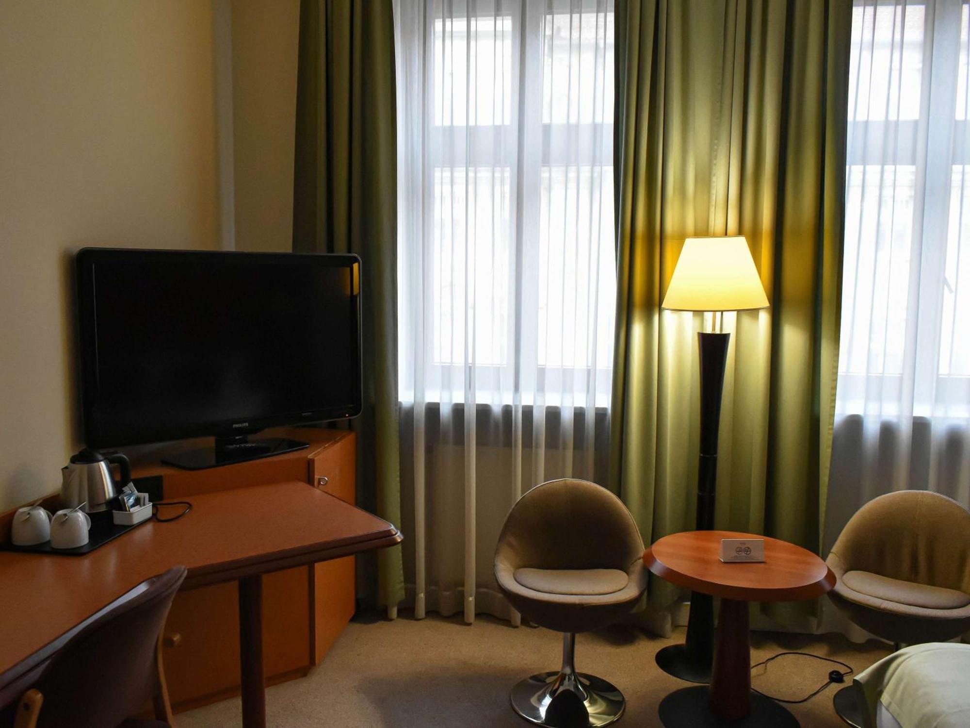 เมอร์เคียว โอโปเล Hotel ออปอเล ภายนอก รูปภาพ