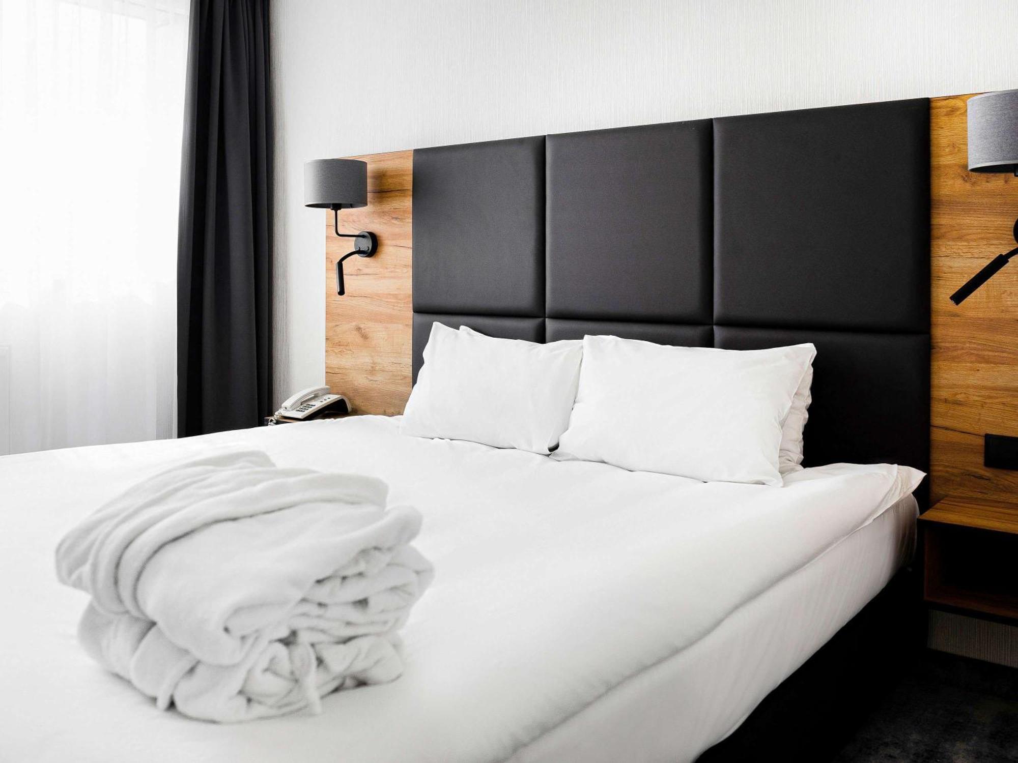 เมอร์เคียว โอโปเล Hotel ออปอเล ภายนอก รูปภาพ